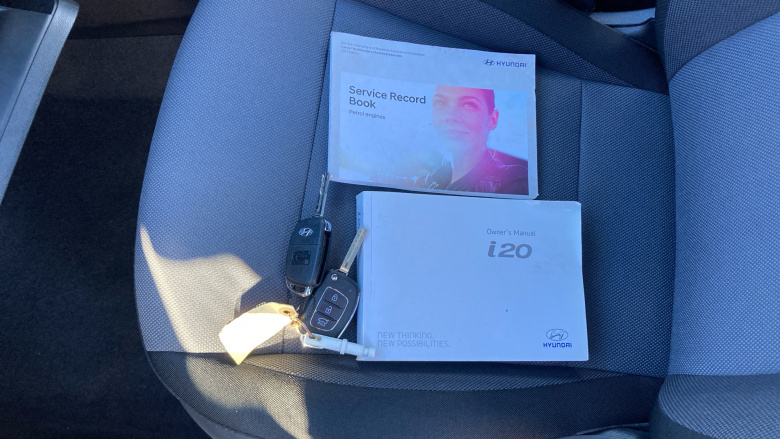 Hyundai i20 1.2 SE 5dr Petrol Hatchback